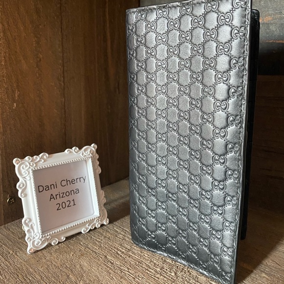 Gucci microguccissima long wallet, bifold - Picture 1 of 5